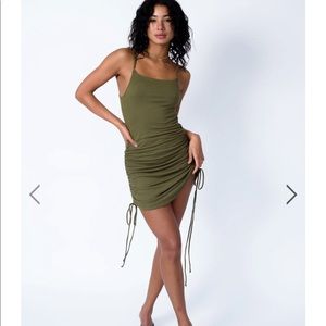 Skatie Gigi dress in palm! Size xs, new with tags, just tried on.